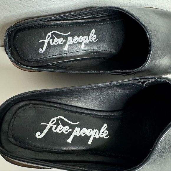 Free People black leather square toe wooden block heel slip on mules size 38 NEW - Picture 6 of 11
